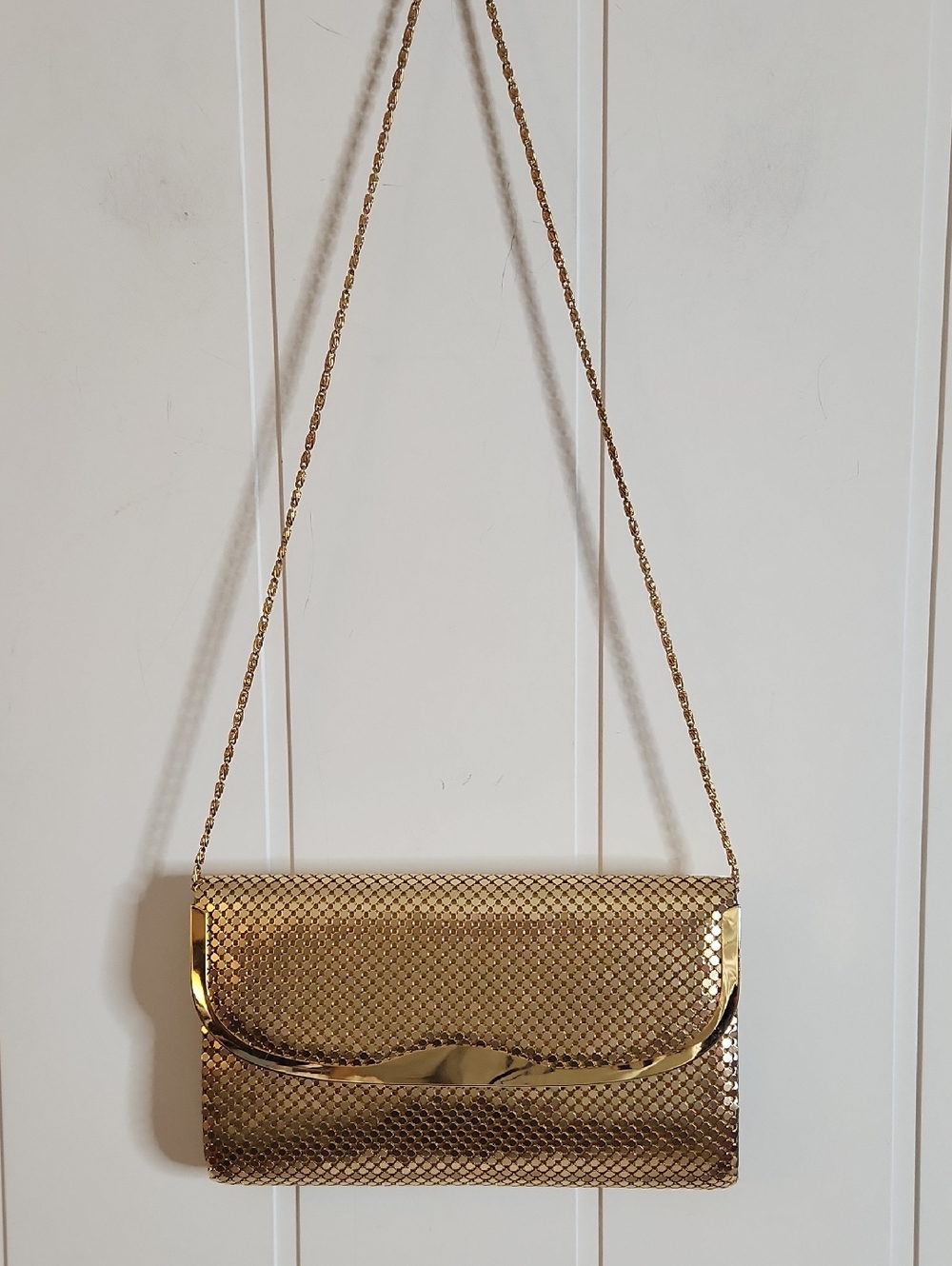 Y&S Handbags Gold Metallic Chain-Handle Evening Clutch
